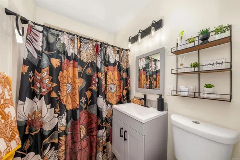 $849,900 | 376 Bonito Avenue, Imperial Beach, CA 91932