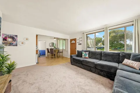 $849,900 | 376 Bonito Avenue, Imperial Beach, CA 91932