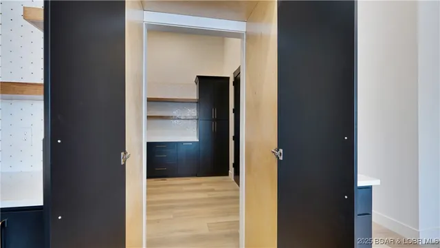 $2,750,000 | 957 Grand View Drive, Sunrise Beach, MO 65079