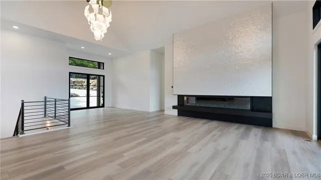 $2,750,000 | 957 Grand View Drive, Sunrise Beach, MO 65079