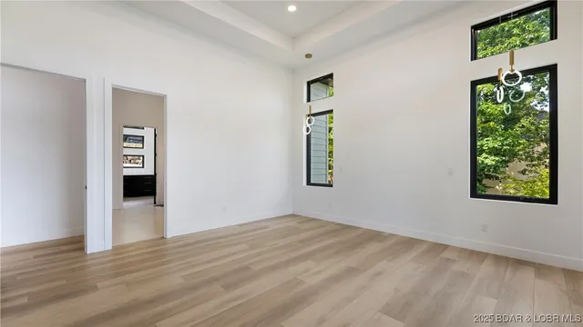 $2,750,000 | 957 Grand View Drive, Sunrise Beach, MO 65079