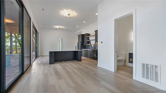 $2,750,000 | 957 Grand View Drive, Sunrise Beach, MO 65079