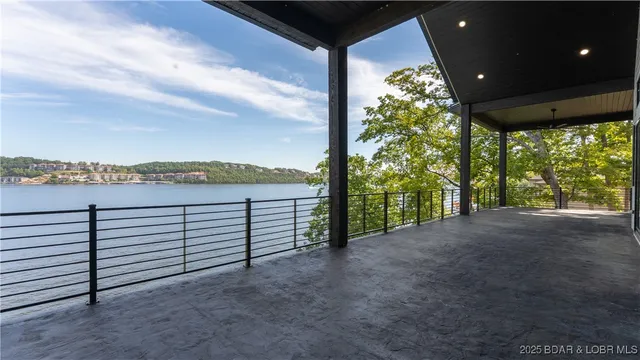 $2,750,000 | 957 Grand View Drive, Sunrise Beach, MO 65079