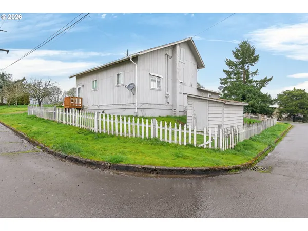$335,000 | 410 Southwest Mill Street, Sheridan, OR 97378