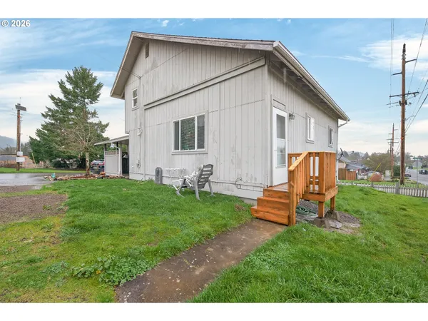 $335,000 | 410 Southwest Mill Street, Sheridan, OR 97378
