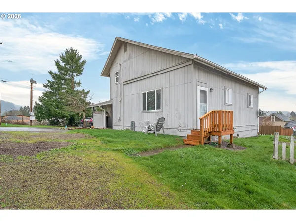 $335,000 | 410 Southwest Mill Street, Sheridan, OR 97378