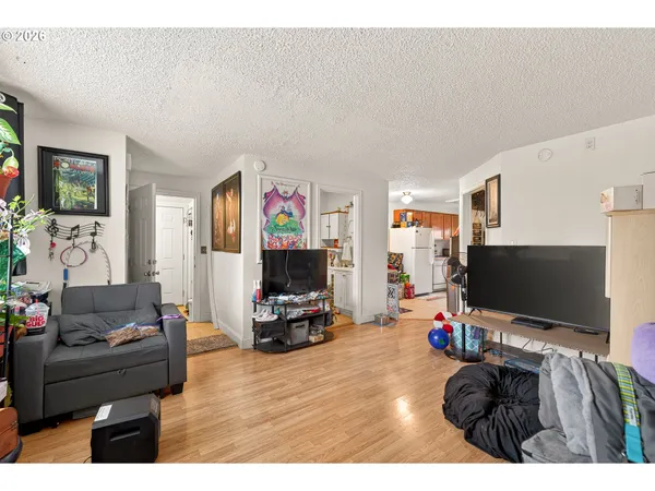 $335,000 | 410 Southwest Mill Street, Sheridan, OR 97378