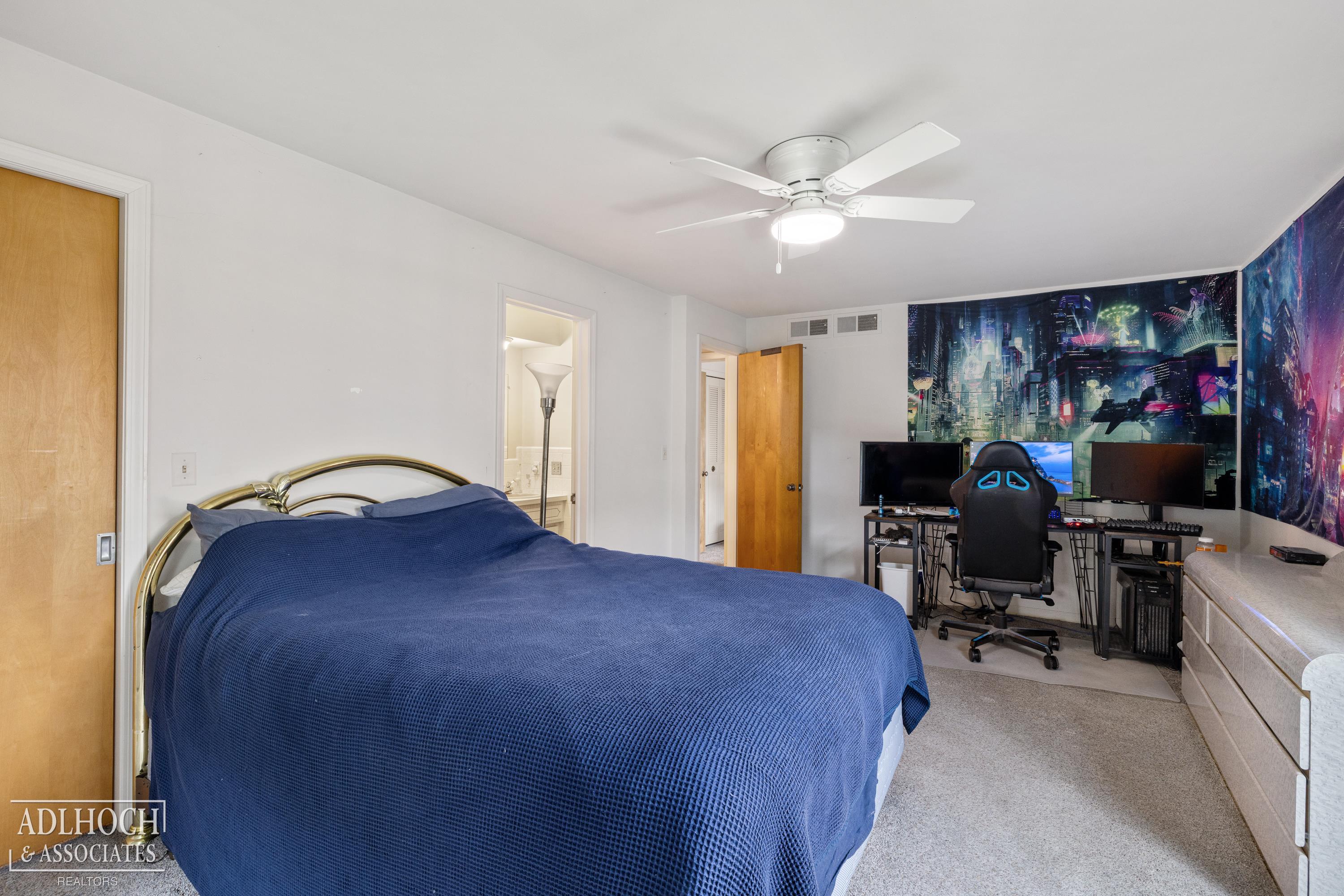 1750 Vernier Road, Unit 6 Grosse Pointe Woods, MI 48236 - Photo 14 of 39