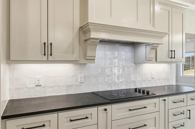 $419,399 | 2307 Briarwood Drive, Bridgeport, TX 76426