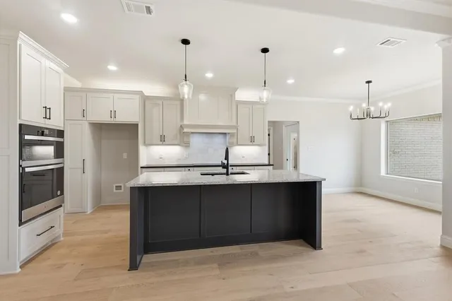 $419,399 | 2307 Briarwood Drive, Bridgeport, TX 76426