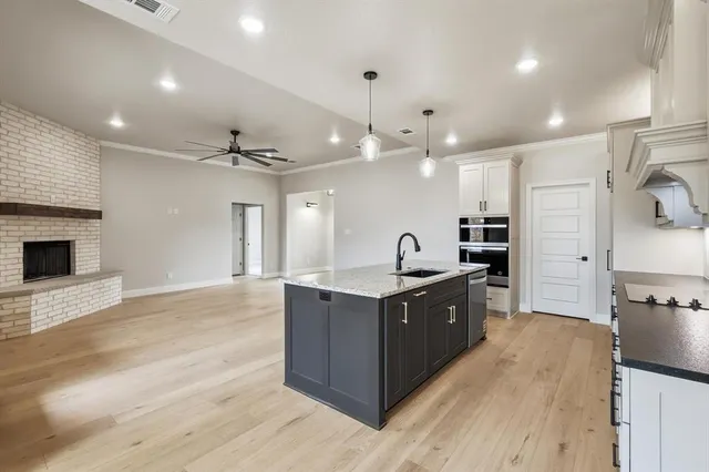 $419,399 | 2307 Briarwood Drive, Bridgeport, TX 76426