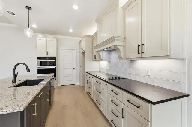 $419,399 | 2307 Briarwood Drive, Bridgeport, TX 76426