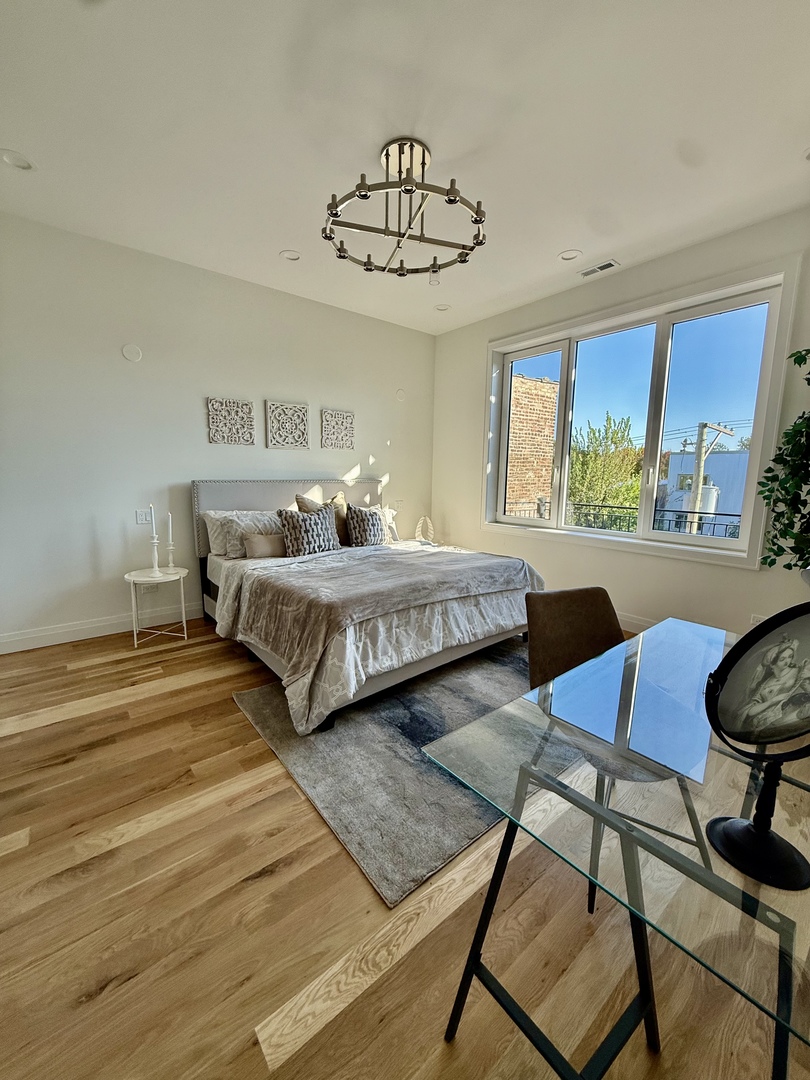 2651 West Augusta Boulevard, Unit 3 Chicago, IL 60622 - Photo 14 of 26