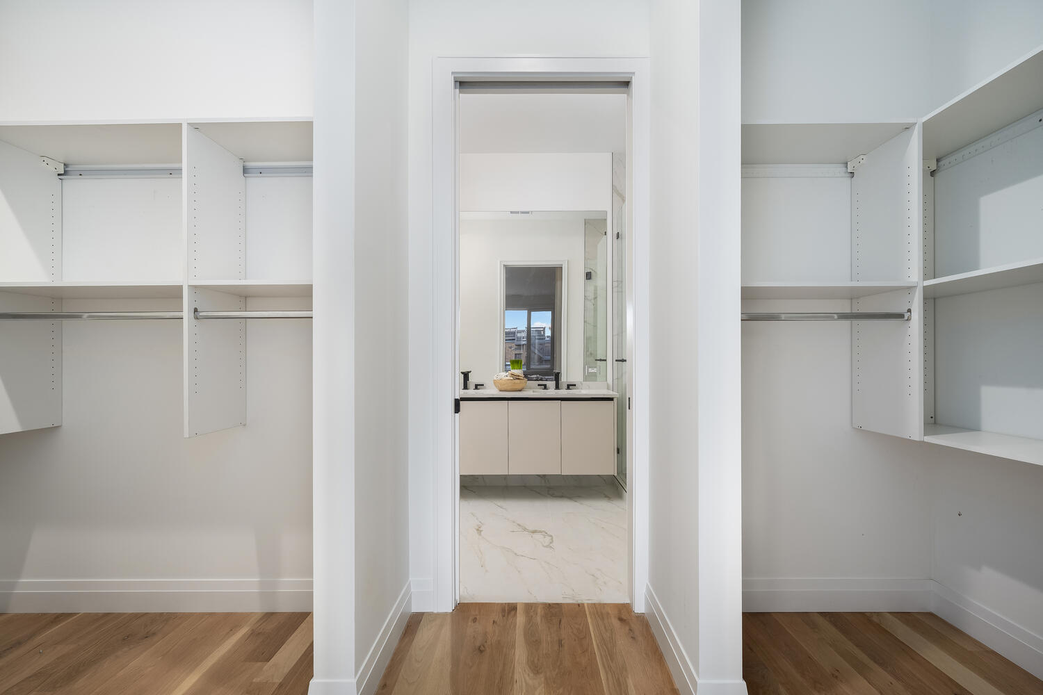 2651 West Augusta Boulevard, Unit 3 Chicago, IL 60622 - Photo 15 of 26