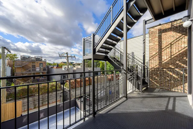 $749,500 | 2651 West Augusta Boulevard, Unit 3, Chicago, IL 60622