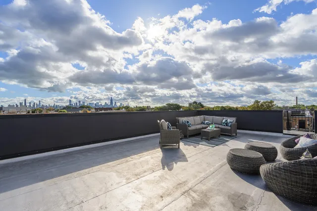 $749,500 | 2651 West Augusta Boulevard, Unit 3, Chicago, IL 60622