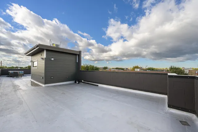 $749,500 | 2651 West Augusta Boulevard, Unit 3, Chicago, IL 60622