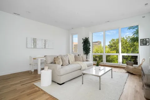 $749,500 | 2651 West Augusta Boulevard, Unit 3, Chicago, IL 60622