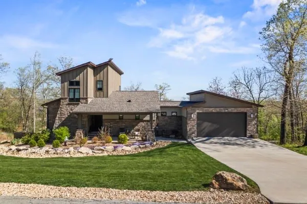 $649,900 | 457 Green Cypress Lane, Shell Knob, MO 65747