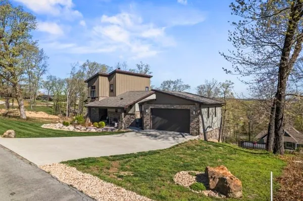 $649,900 | 457 Green Cypress Lane, Shell Knob, MO 65747