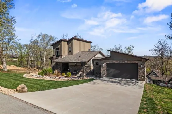 $649,900 | 457 Green Cypress Lane, Shell Knob, MO 65747