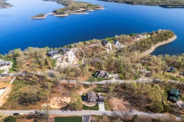 $649,900 | 457 Green Cypress Lane, Shell Knob, MO 65747