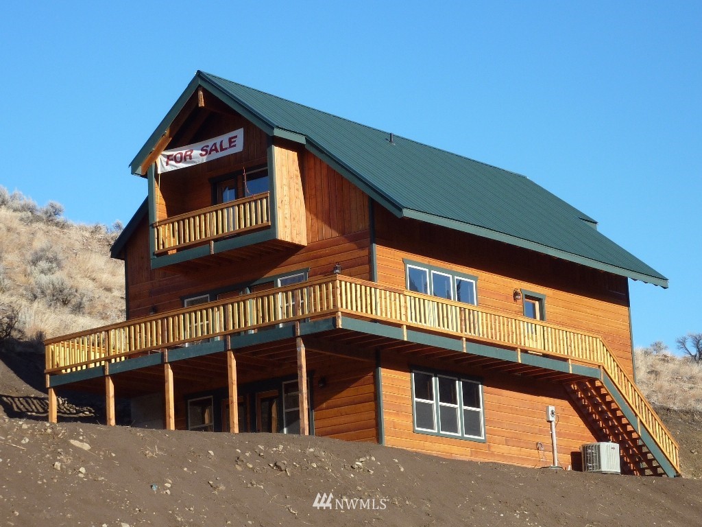 4170 Squilchuck Road Wenatchee, WA 98801 - Photo 1 of 15 Gallery Image 1