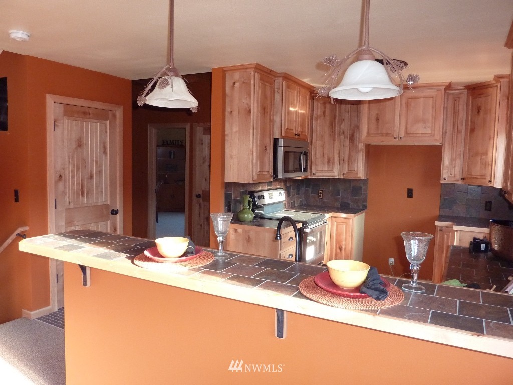 4170 Squilchuck Road Wenatchee, WA 98801 - Photo 3 of 15 Gallery Image 3