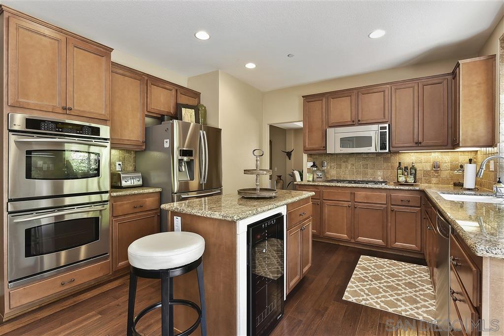 14530 Red Hawk Lane Poway, CA 92064 - Photo 8 of 25