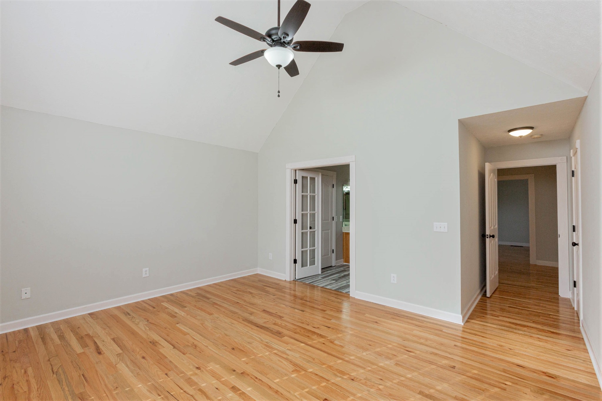 122 Boiling Springs Road Portland, TN 37148 - Photo 8 of 27 a view of empty room with wooden floor