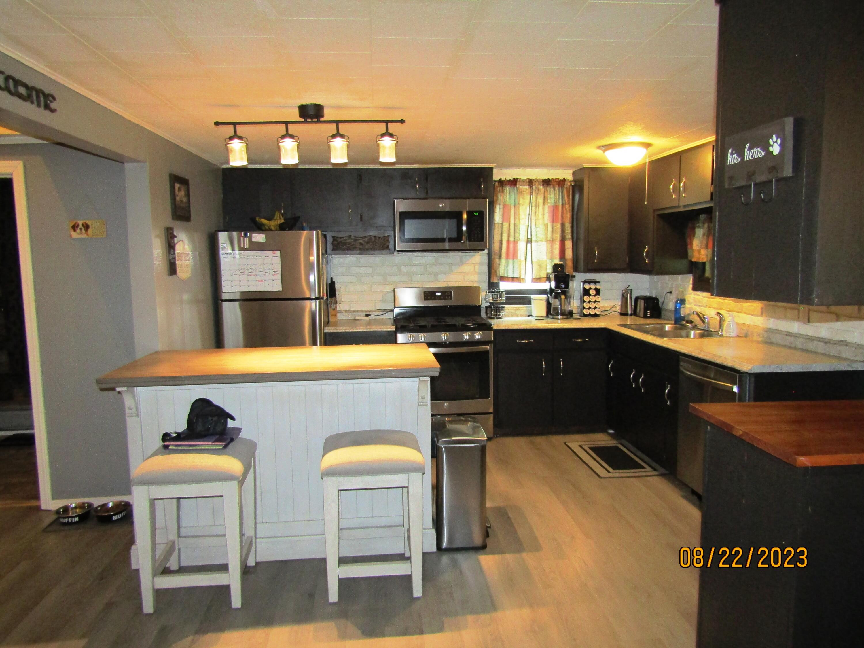 104 Maple Street Dover-Foxcroft, ME 04426 - Photo 6 of 47 IMG_0214
