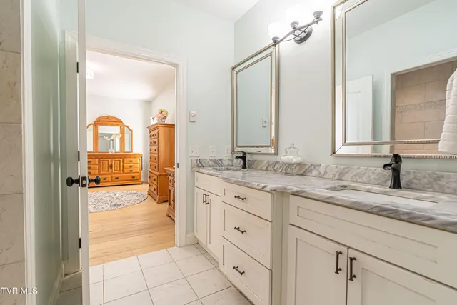 $675,000 | 15590 Piper Spg Avenue, Abingdon, VA 24210