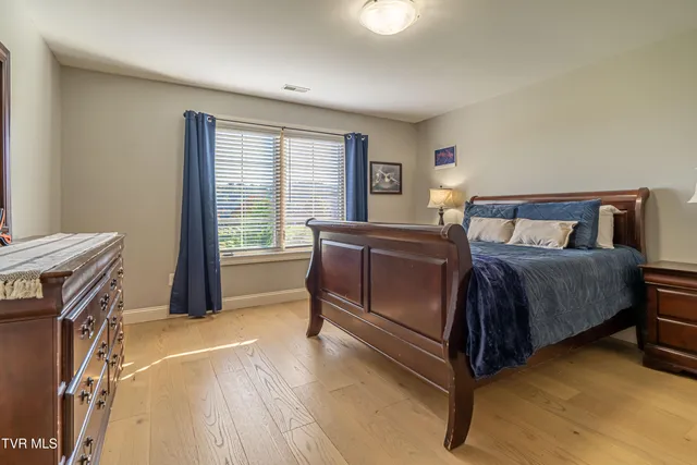 $675,000 | 15590 Piper Spg Avenue, Abingdon, VA 24210