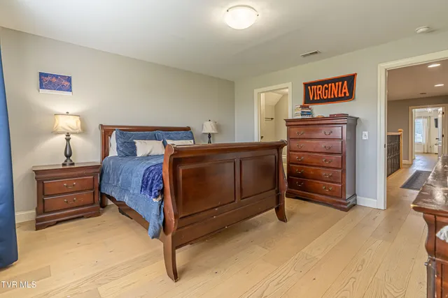 $675,000 | 15590 Piper Spg Avenue, Abingdon, VA 24210