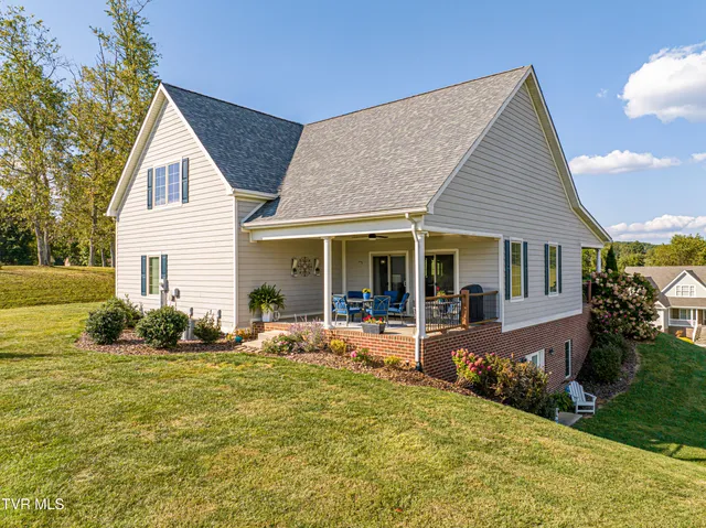 $675,000 | 15590 Piper Spg Avenue, Abingdon, VA 24210