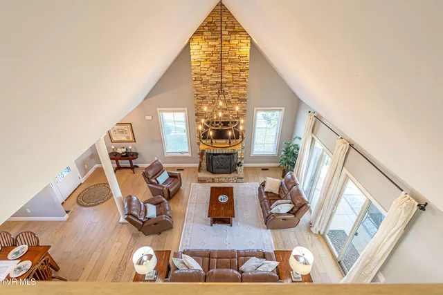 $675,000 | 15590 Piper Spg Avenue, Abingdon, VA 24210