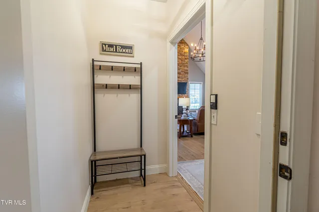 $675,000 | 15590 Piper Spg Avenue, Abingdon, VA 24210