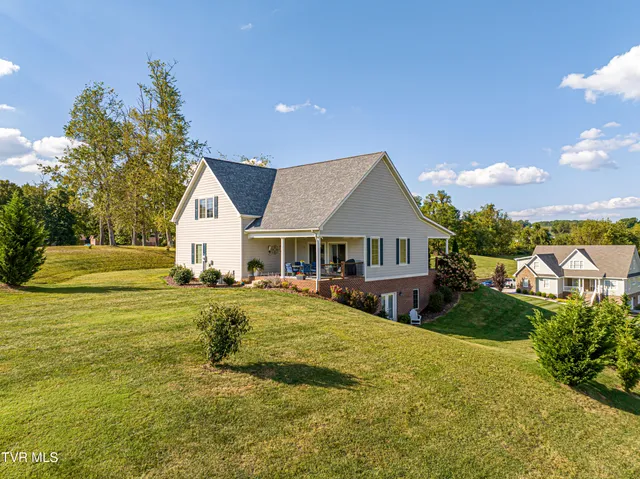 $675,000 | 15590 Piper Spg Avenue, Abingdon, VA 24210