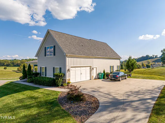 $675,000 | 15590 Piper Spg Avenue, Abingdon, VA 24210