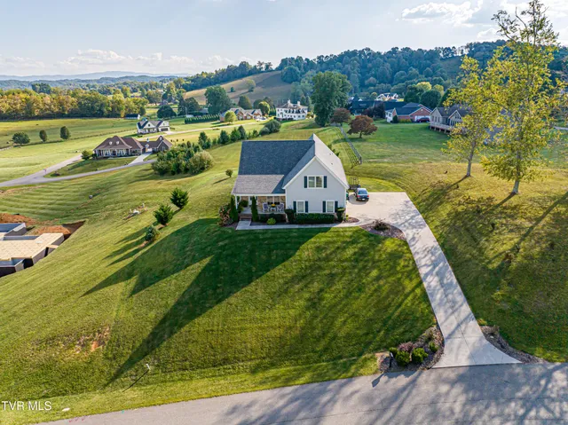 $675,000 | 15590 Piper Spg Avenue, Abingdon, VA 24210