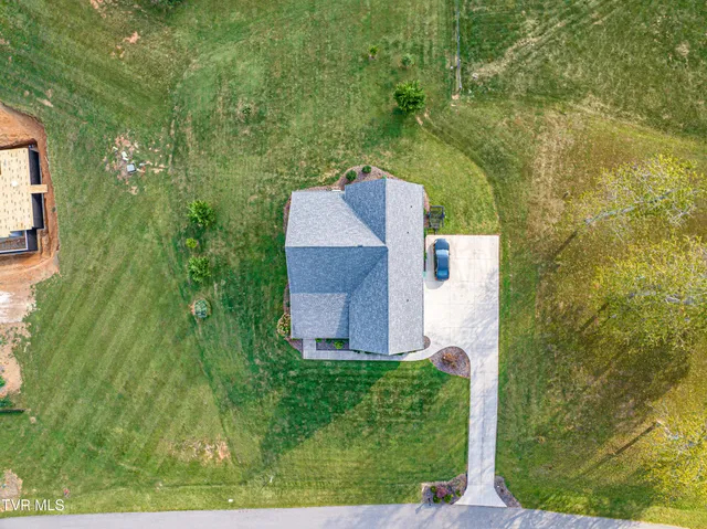 $675,000 | 15590 Piper Spg Avenue, Abingdon, VA 24210