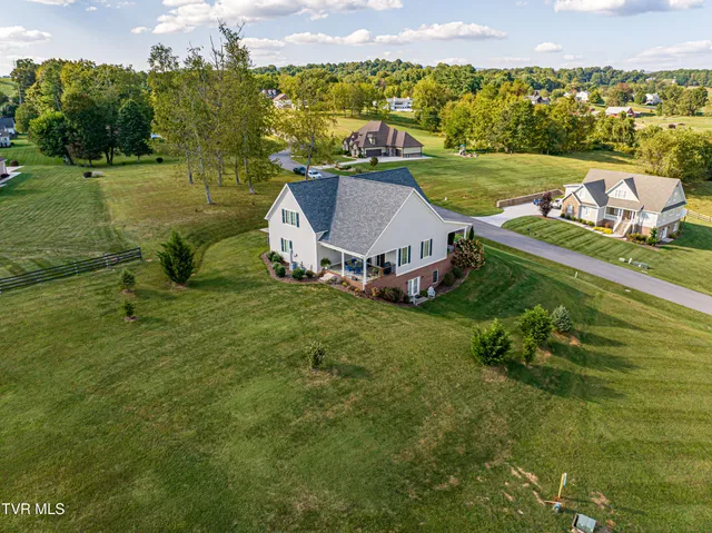 $675,000 | 15590 Piper Spg Avenue, Abingdon, VA 24210