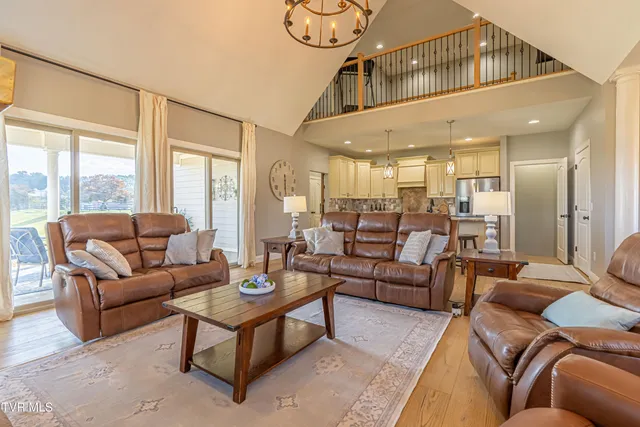 $675,000 | 15590 Piper Spg Avenue, Abingdon, VA 24210