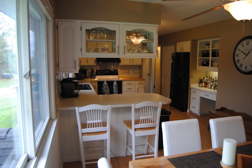 2737 Blue Ridge Lane Traverse City, MI 49685 - Photo 6 of 53 1853362-5.JPG