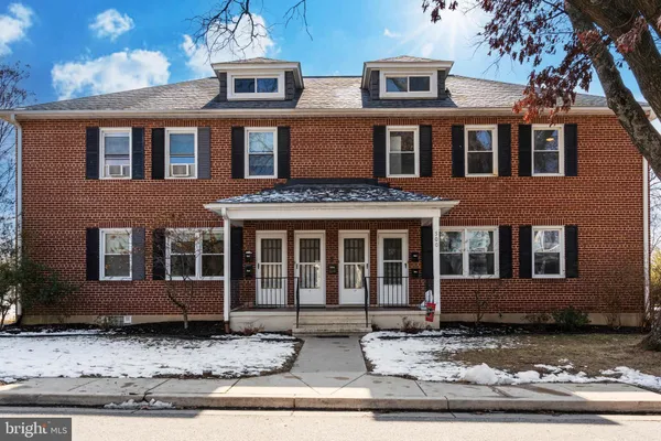 $1,950 | 500 Park Avenue, Unit 1W, Towson, MD 21204