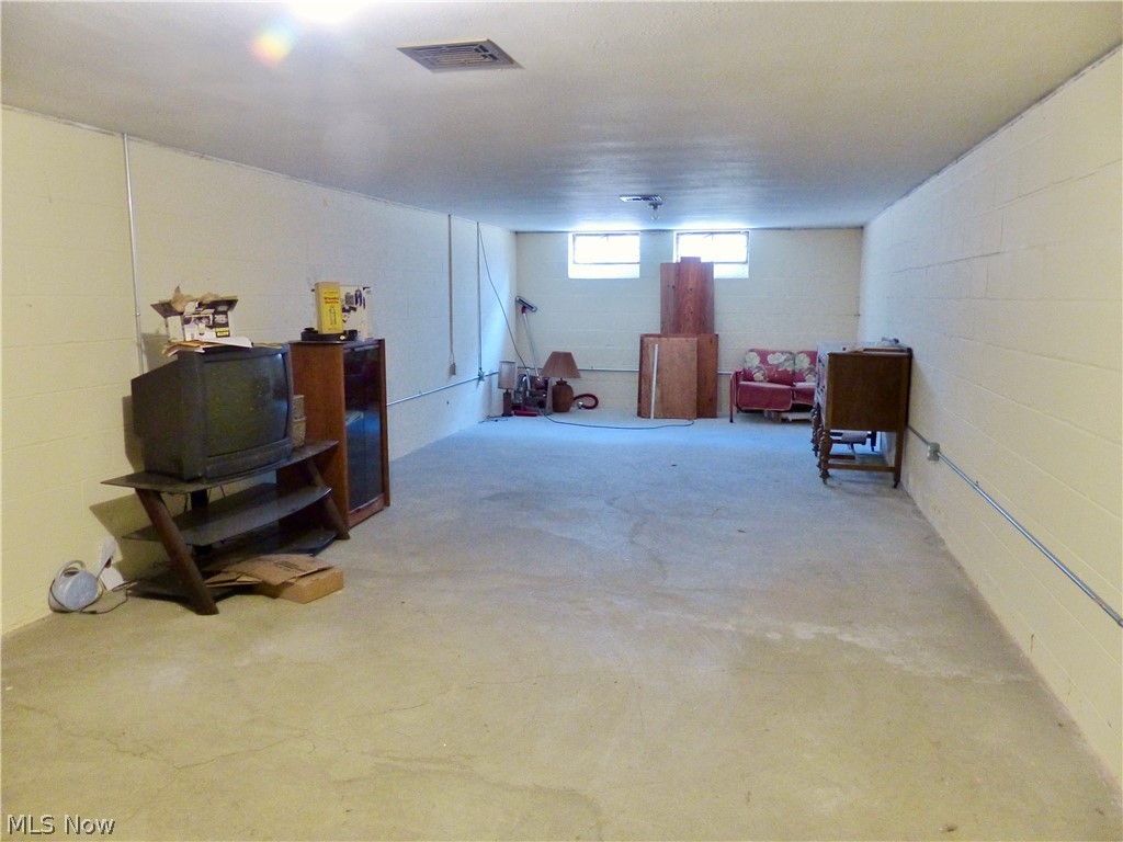 30415 Ridge Road Wickliffe, OH 44092 - Photo 20 of 22 Gallery Image 20