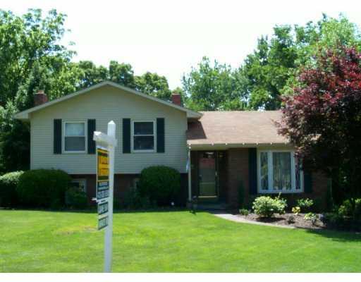 213 Wyngate Road Coraopolis, PA 15108 - Photo 1 of 2 Exterior Front.