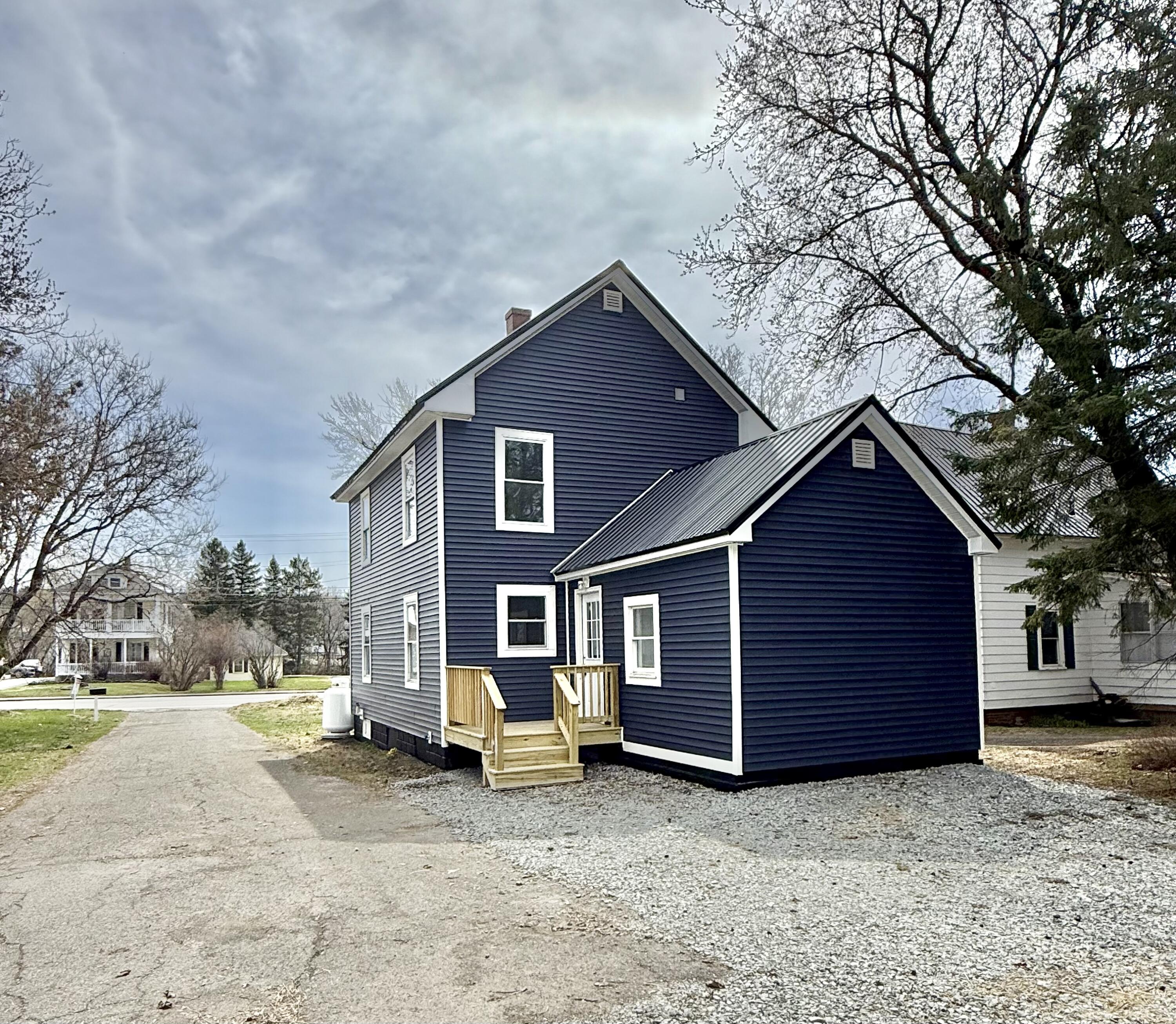 33 Dyer Street Presque Isle, ME 04769 - Photo 6 of 52