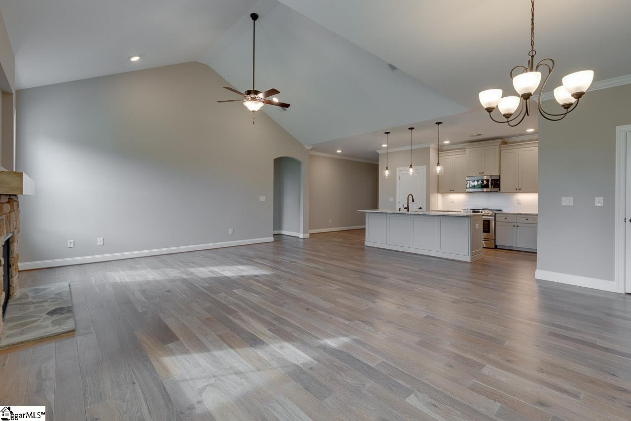 310 Mayfly Way Simpsonville, SC 29680 - Photo 14 of 25 Gallery Image 14