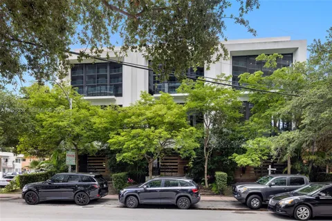 $2,499,000 | 1525 Bay Road, Miami Beach, FL 33139